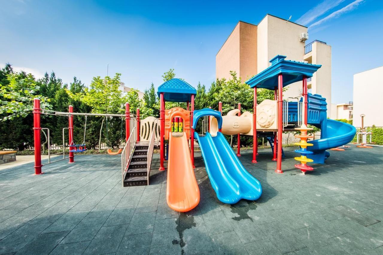 Holiday Fort Golf Club - Premium Apartments Napospart Kültér fotó