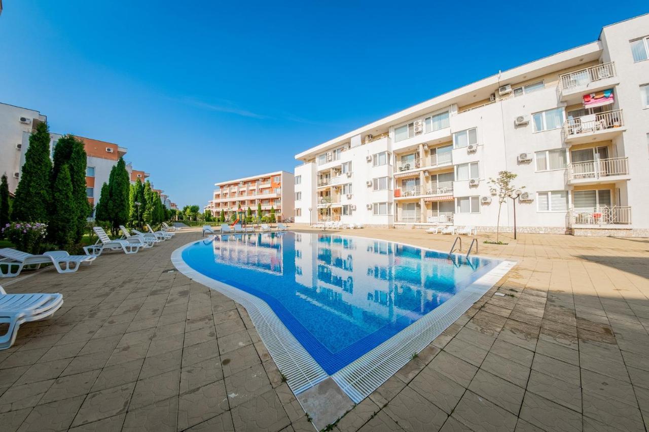 Holiday Fort Golf Club - Premium Apartments Napospart Kültér fotó