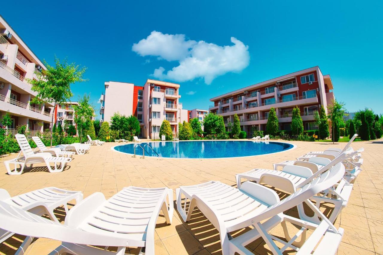 Holiday Fort Golf Club - Premium Apartments Napospart Kültér fotó